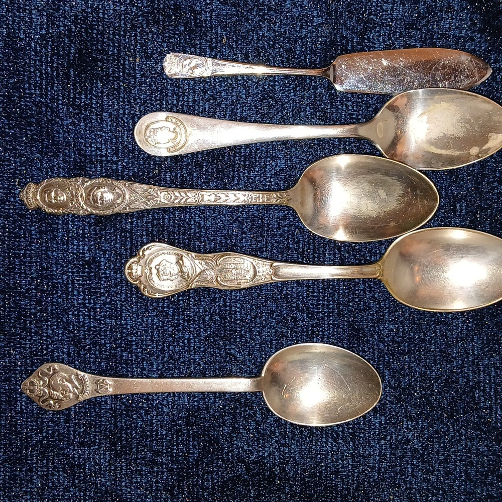 1935 To 1952 Royalty Flatware, 5 Pcs